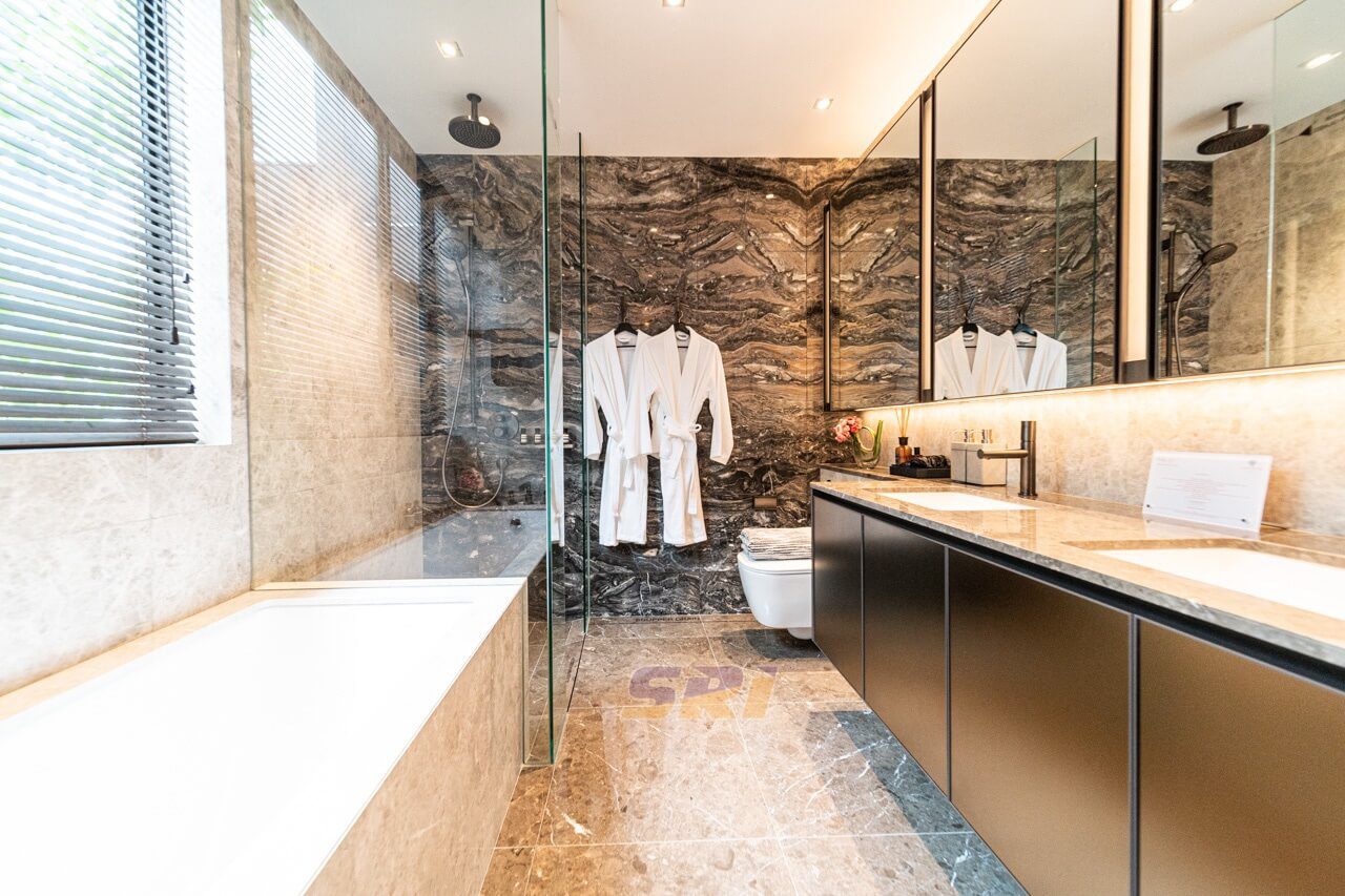 Leedon Green Showflat Master Bathroom
